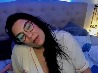 daring-natasha's Live Sex Cam Show