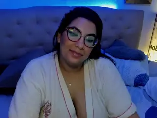 daring-natasha's Live Sex Cam Show