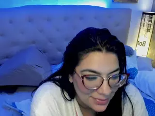 daring-natasha's Live Sex Cam Show