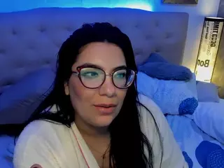 daring-natasha's Live Sex Cam Show
