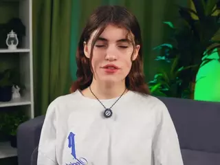 DollyClutter's Live Sex Cam Show