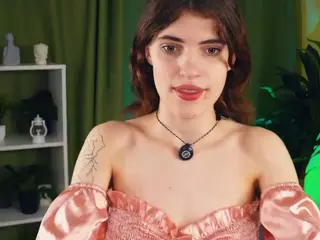 Lucetta's Live Sex Cam Show