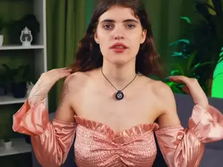 Lucetta's Live Sex Cam Show