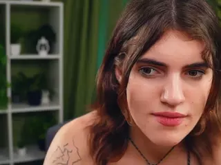 Lucetta's Live Sex Cam Show
