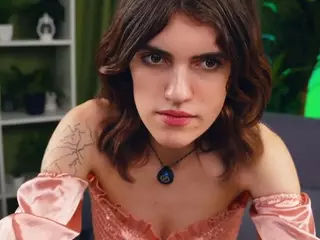 Lucetta's Live Sex Cam Show