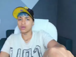 Dominick-jones's Live Sex Cam Show