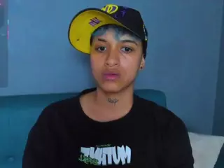Dominick-jones's Live Sex Cam Show