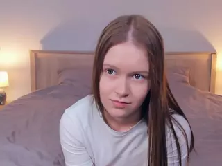 EditAytes's Live Sex Cam Show