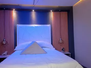 LilyFox1's Live Sex Cam Show