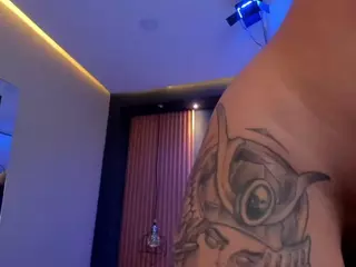 LilyFox1's Live Sex Cam Show
