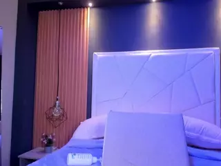 LilyFox1's Live Sex Cam Show