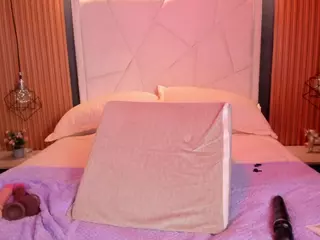 LilyFox1's Live Sex Cam Show