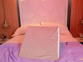 LilyFox1's Live Sex Cam Show