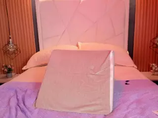 LilyFox1's Live Sex Cam Show