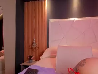 LilyFox1's Live Sex Cam Show