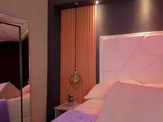 LilyFox1's Live Sex Cam Show