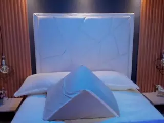 LilyFox1's Live Sex Cam Show