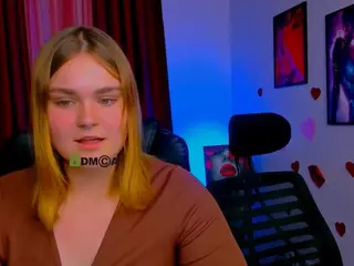 lorraine-carter's Live Sex Cam Show