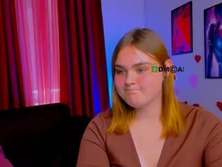 lorraine-carter's Live Sex Cam Show
