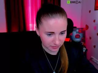 lorraine-carter's Live Sex Cam Show