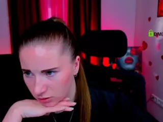 lorraine-carter's Live Sex Cam Show