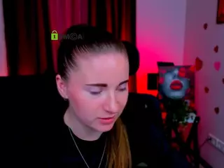 lorraine-carter's Live Sex Cam Show