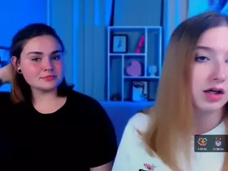 lorraine-carter's Live Sex Cam Show