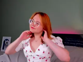 milly-shy's Live Sex Cam Show