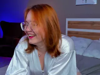 milly-shy's Live Sex Cam Show
