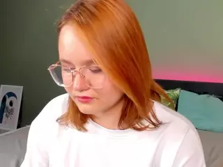 milly-shy's Live Sex Cam Show