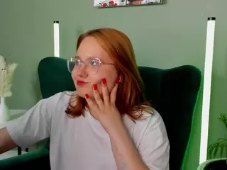milly-shy's Live Sex Cam Show