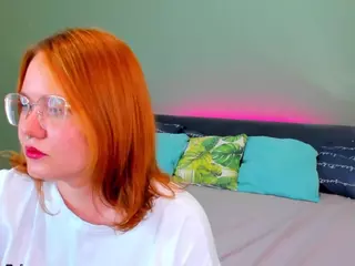 milly-shy's Live Sex Cam Show