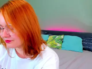milly-shy's Live Sex Cam Show