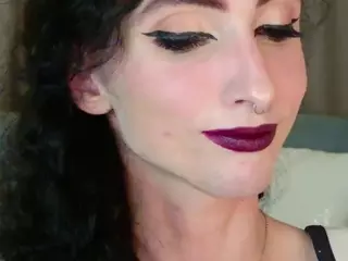 Queenxofxtease's Live Sex Cam Show