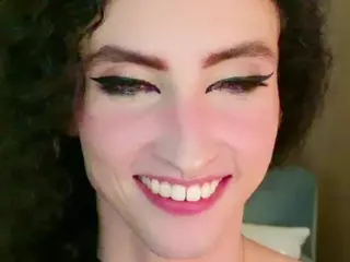 Queenxofxtease's Live Sex Cam Show