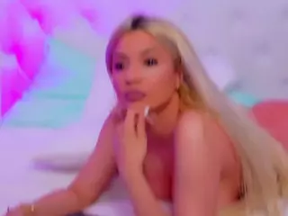 AriannaSins's Live Sex Cam Show