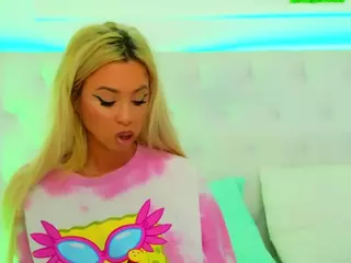 AriannaSins's Live Sex Cam Show