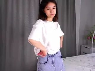 Asly's Live Sex Cam Show
