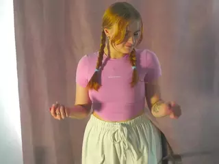 HildCantrell's Live Sex Cam Show