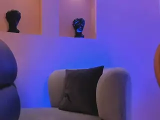 MaddyOwens1's Live Sex Cam Show
