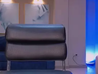 MaddyOwens1's Live Sex Cam Show
