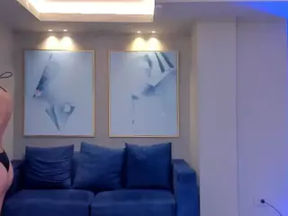 MaddyOwens1's Live Sex Cam Show