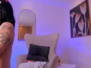 SalomeHills1's Live Sex Cam Show