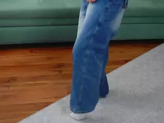 TaiteGreaves's Live Sex Cam Show