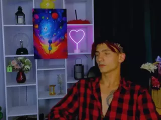 tobi-yours's Live Sex Cam Show
