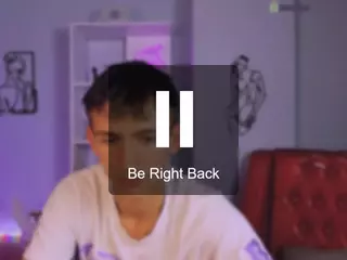 tobi-yours's Live Sex Cam Show