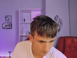 tobi-yours's Live Sex Cam Show