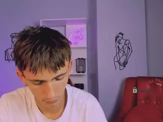 tobi-yours's Live Sex Cam Show