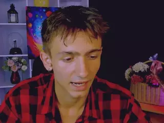 tobi-yours's Live Sex Cam Show
