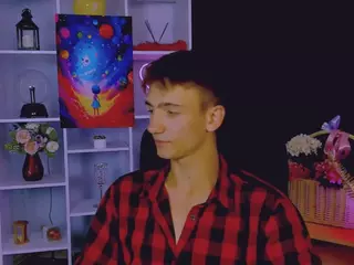 tobi-yours's Live Sex Cam Show